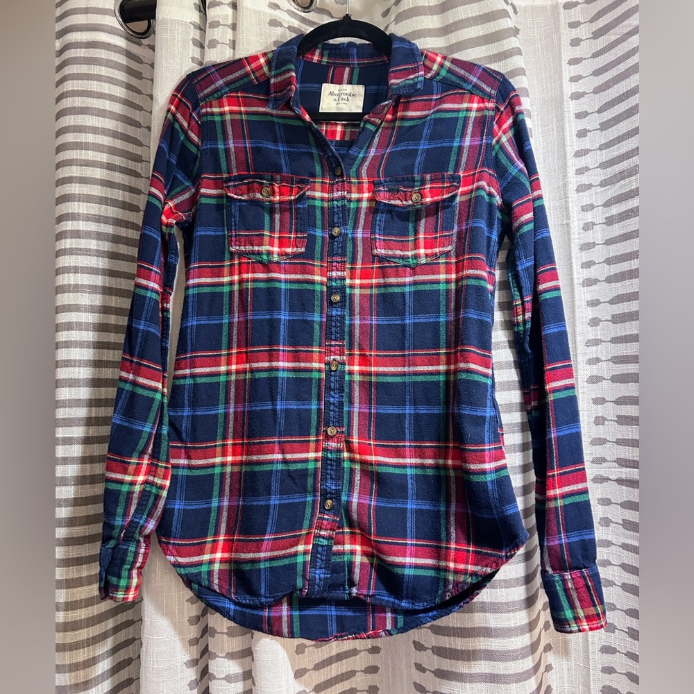 Abercrombie & Fitch Plaid flannel button down